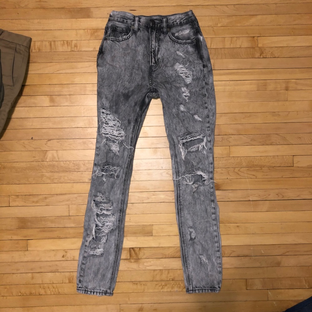 American Eagle distressed mom jeans